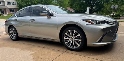 Lexus ES 2019