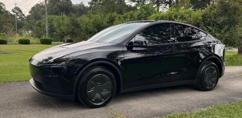 Tesla Model Y 2026