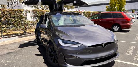 Tesla Model X 2022
