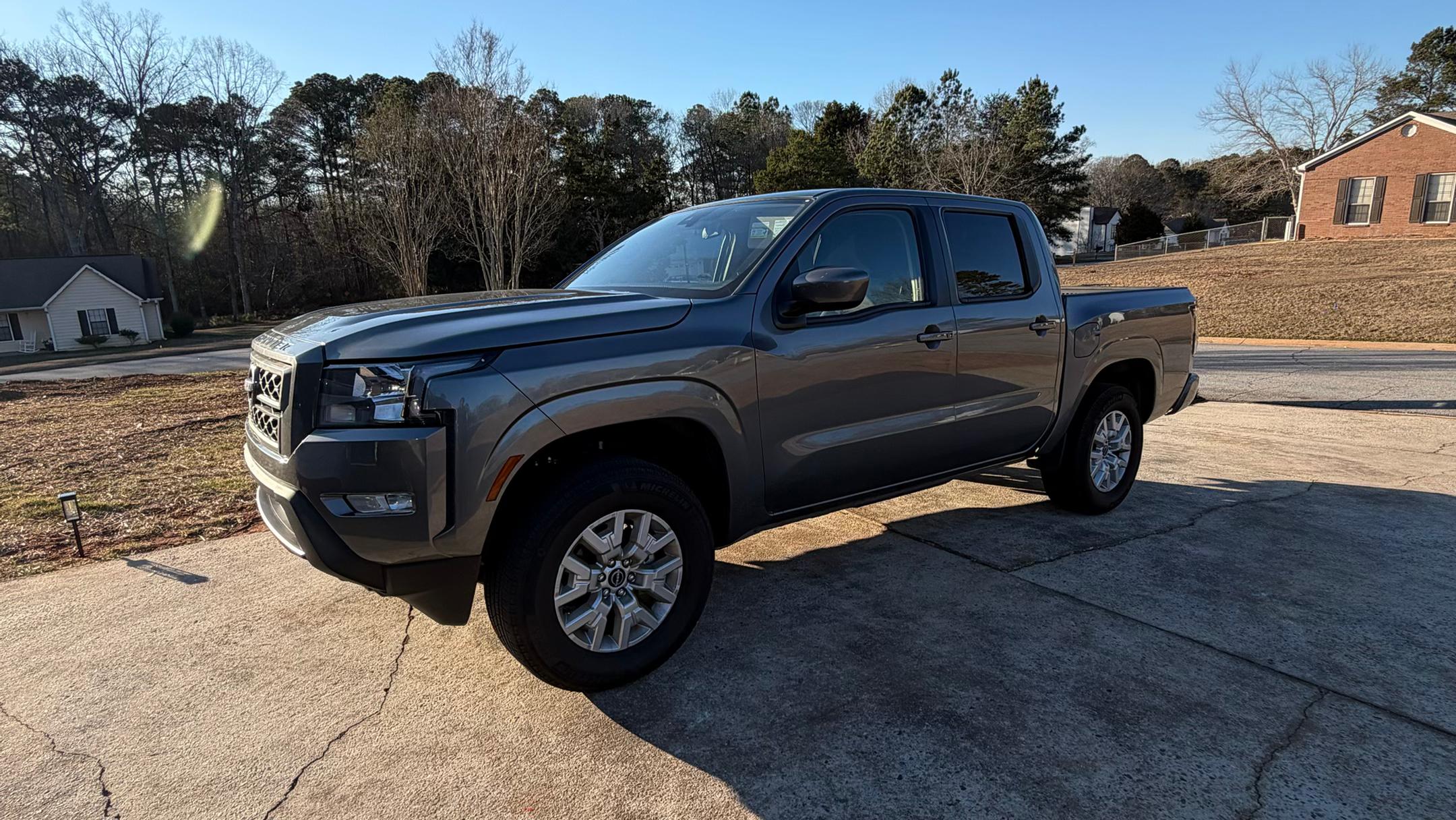 Nissan Frontier 2024 in 