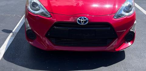 Toyota Prius c 2015