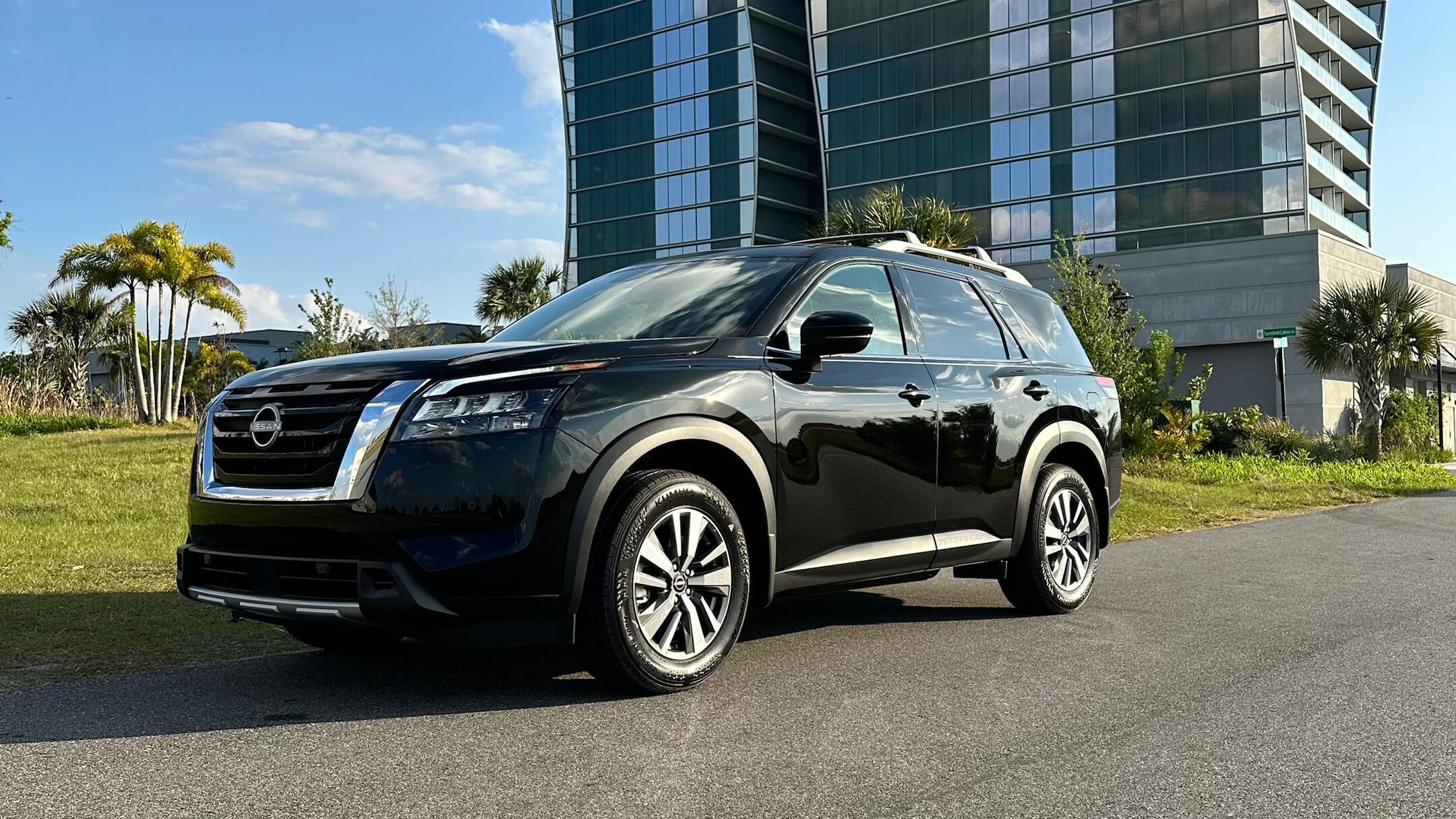 Nissan Pathfinder 2025 in Orlando, FL