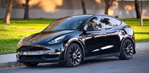 Tesla Model Y 2022