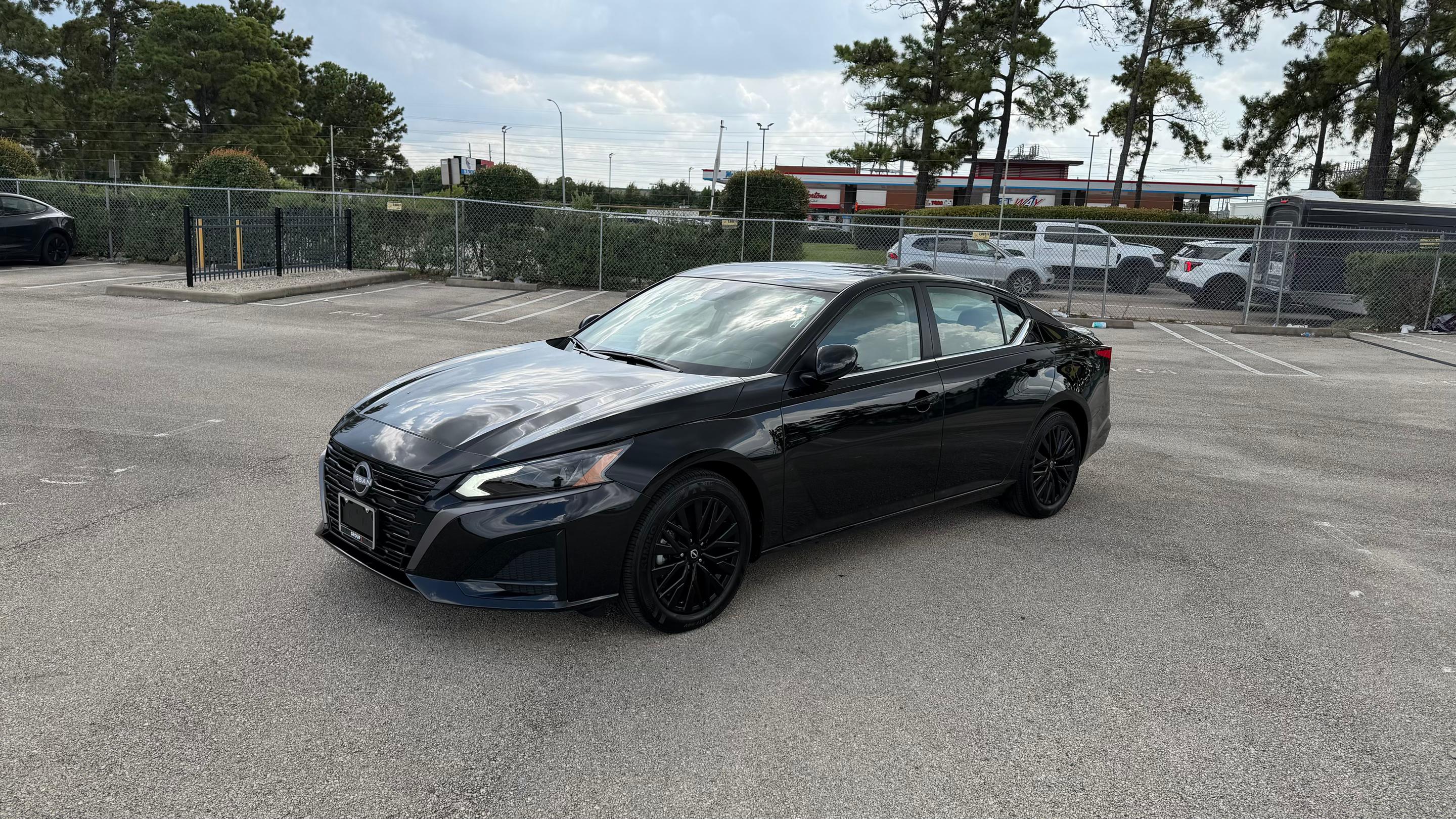 Nissan Altima 2026 in Houston, TX