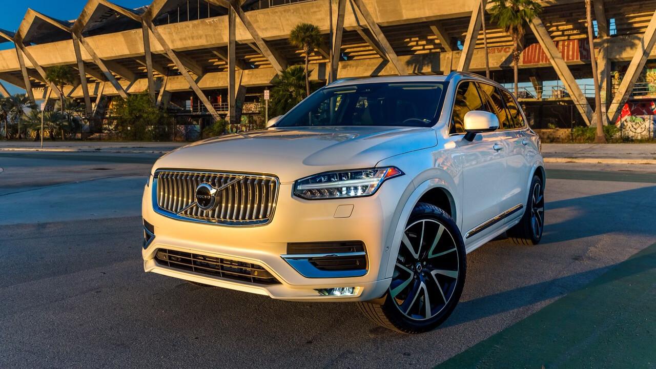 Volvo XC90 2025 in Miami, FL