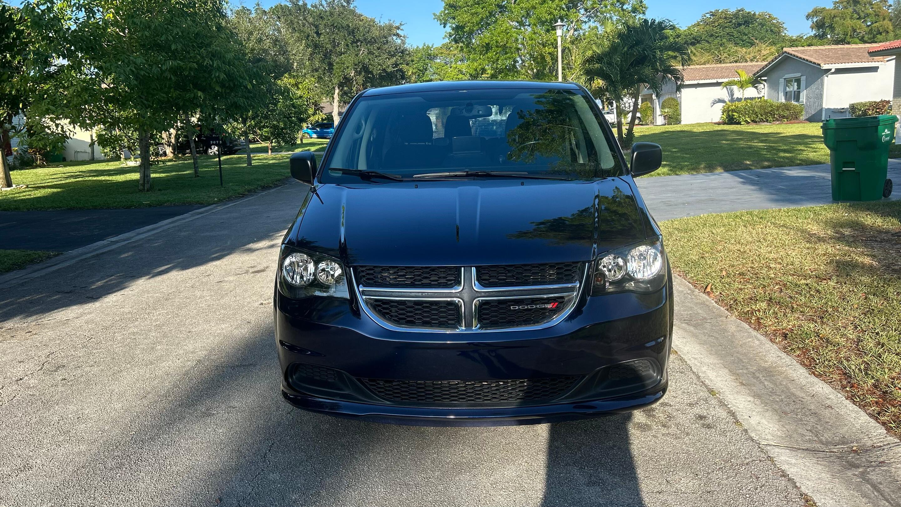 Dodge Grand Caravan 2014 in 