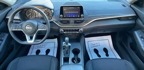 Nissan Altima 2025