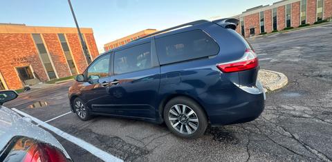 Toyota Sienna 2019