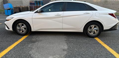 Hyundai Elantra 2024