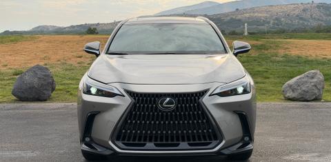 Lexus NX 2023