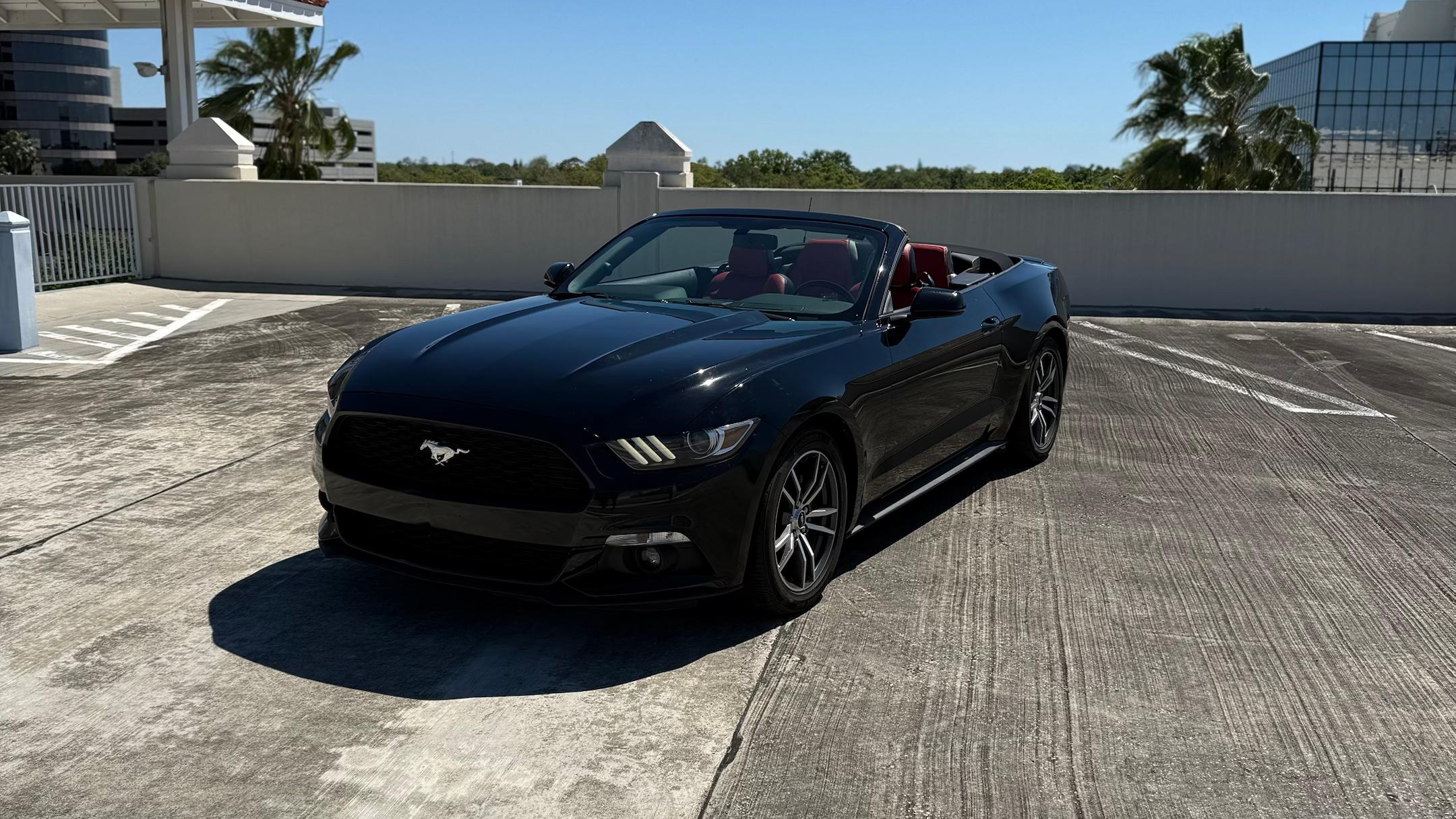 Ford Mustang 2017 in Tampa, FL