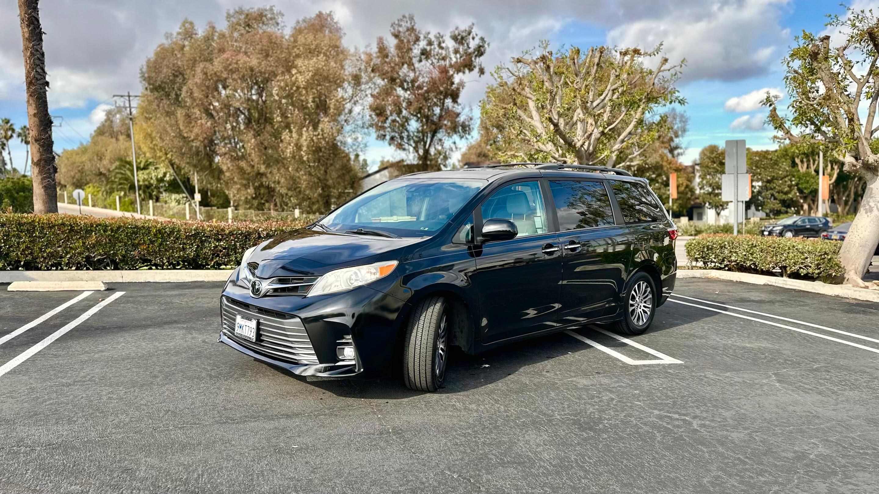 Toyota Sienna 2019 in Long Beach, CA