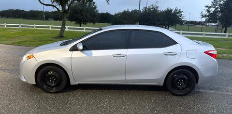 Toyota Corolla 2015