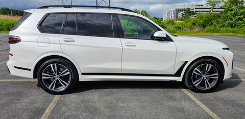 BMW X7 2023