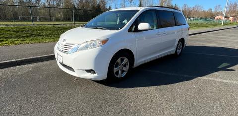 Toyota Sienna 2017
