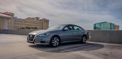 Nissan Altima 2020