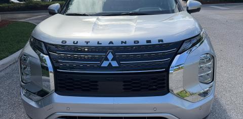Mitsubishi Outlander 2022