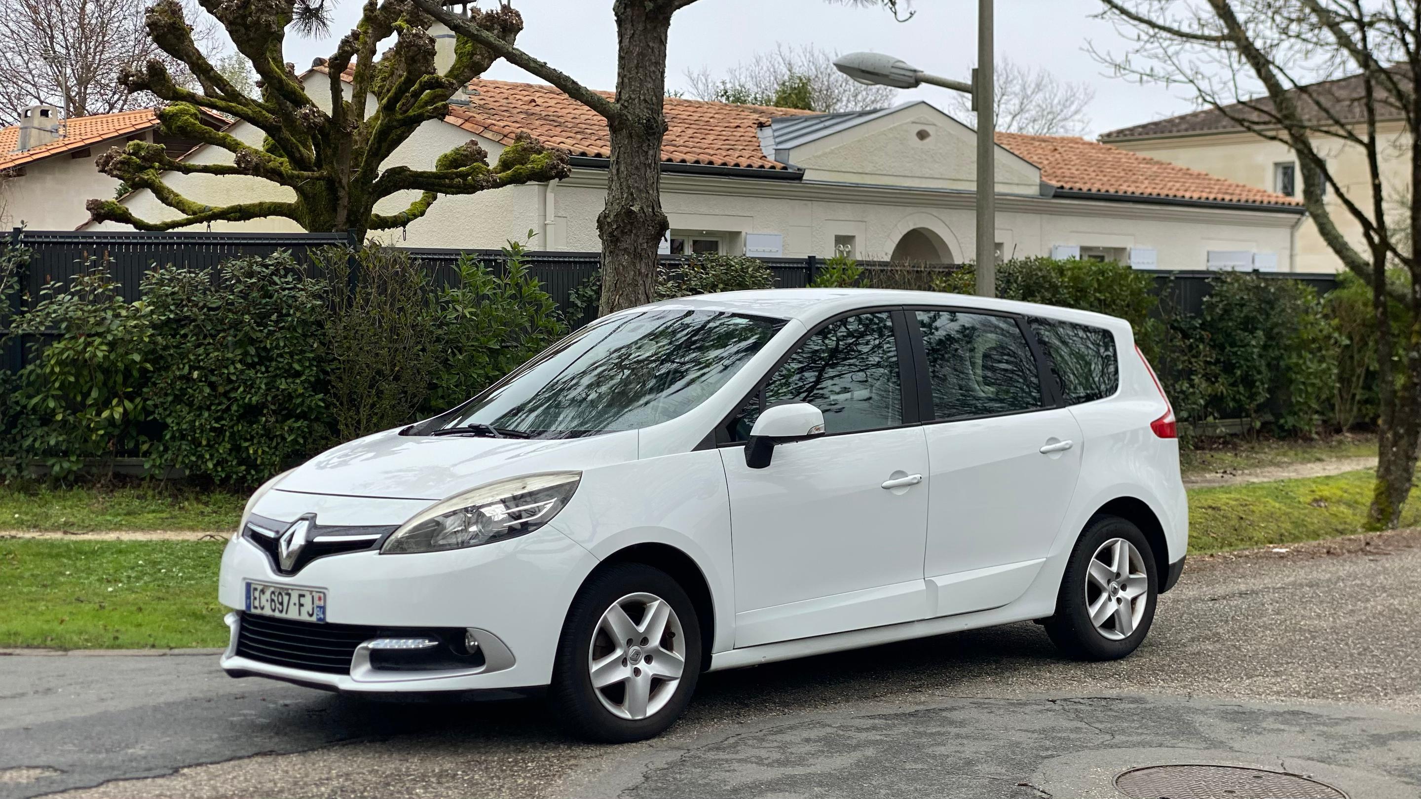 Renault GRAND SCENIC III 2016 à Pessac