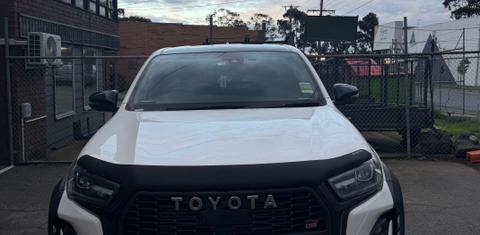 Toyota HILUX 2024