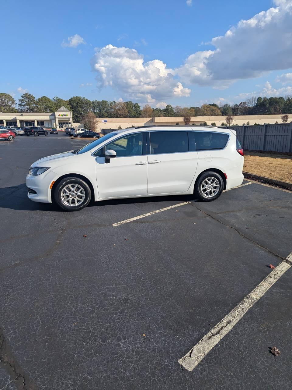 Chrysler Voyager 2021 in Austell, GA