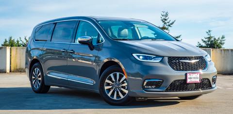 Chrysler Pacifica 2023