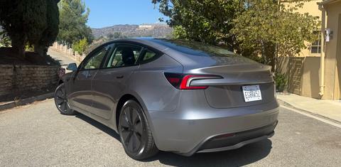 Tesla Model 3 2025