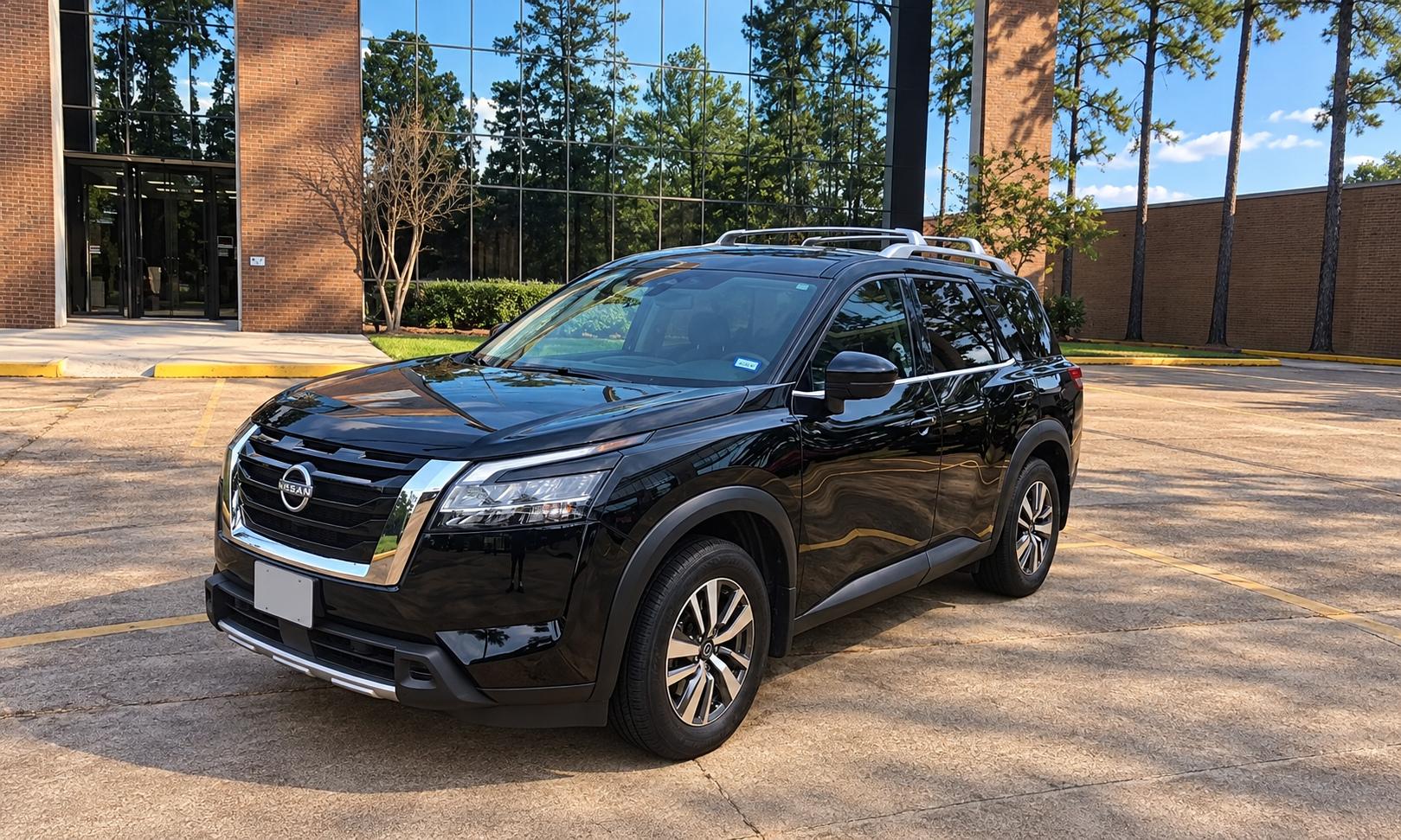 Nissan Pathfinder 2024 in Houston, TX