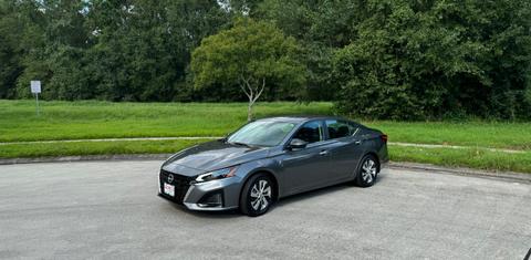 Nissan Altima 2024