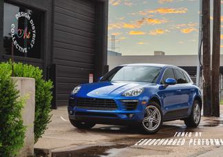 Porsche Macan car
