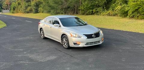 Nissan Altima 2015