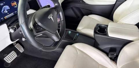 Tesla Model X 2018