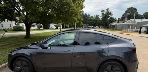Tesla Model Y 2026