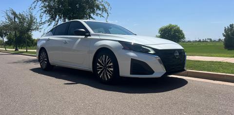 Nissan Altima 2024