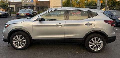 Nissan Rogue Sport 2021