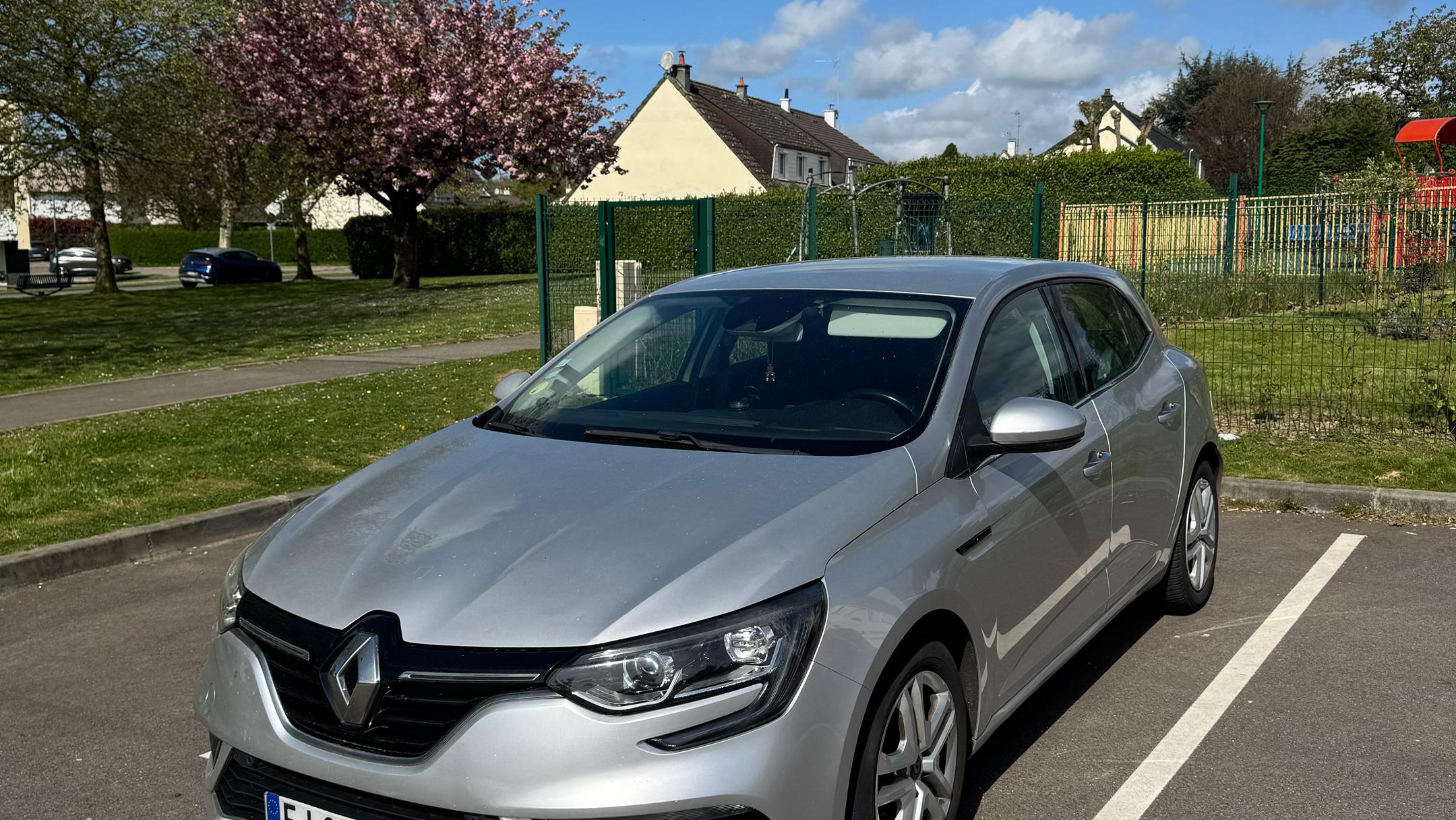 Renault MEGANE IV 2017 à Rouen