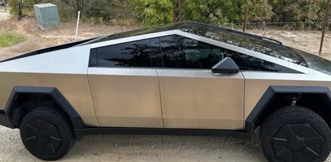 Tesla Cybertruck 2024