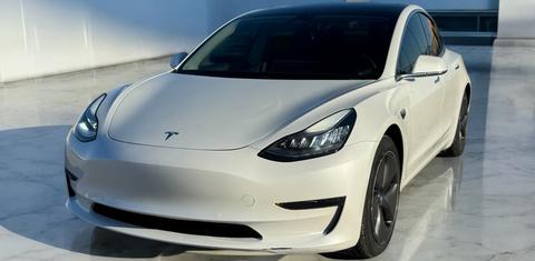 Tesla Model 3 2020