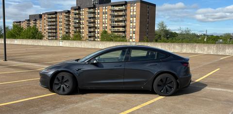 Tesla Model 3 2024