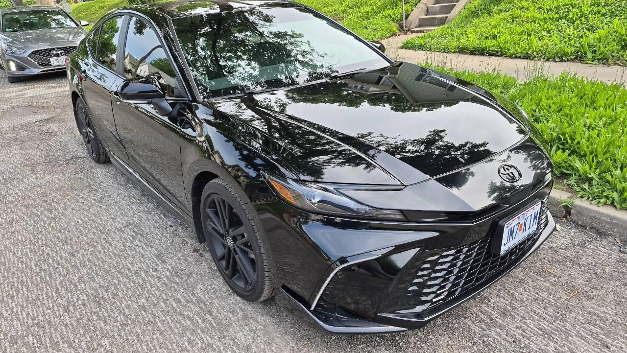 Toyota Camry Hybrid 2026 in 