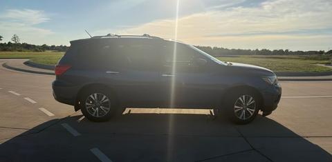 Nissan Pathfinder 2018