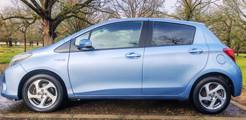 Toyota Yaris 2016