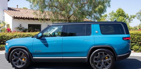 Rivian R1S 2025