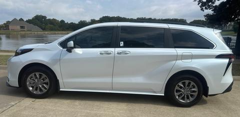 Toyota Sienna 2025