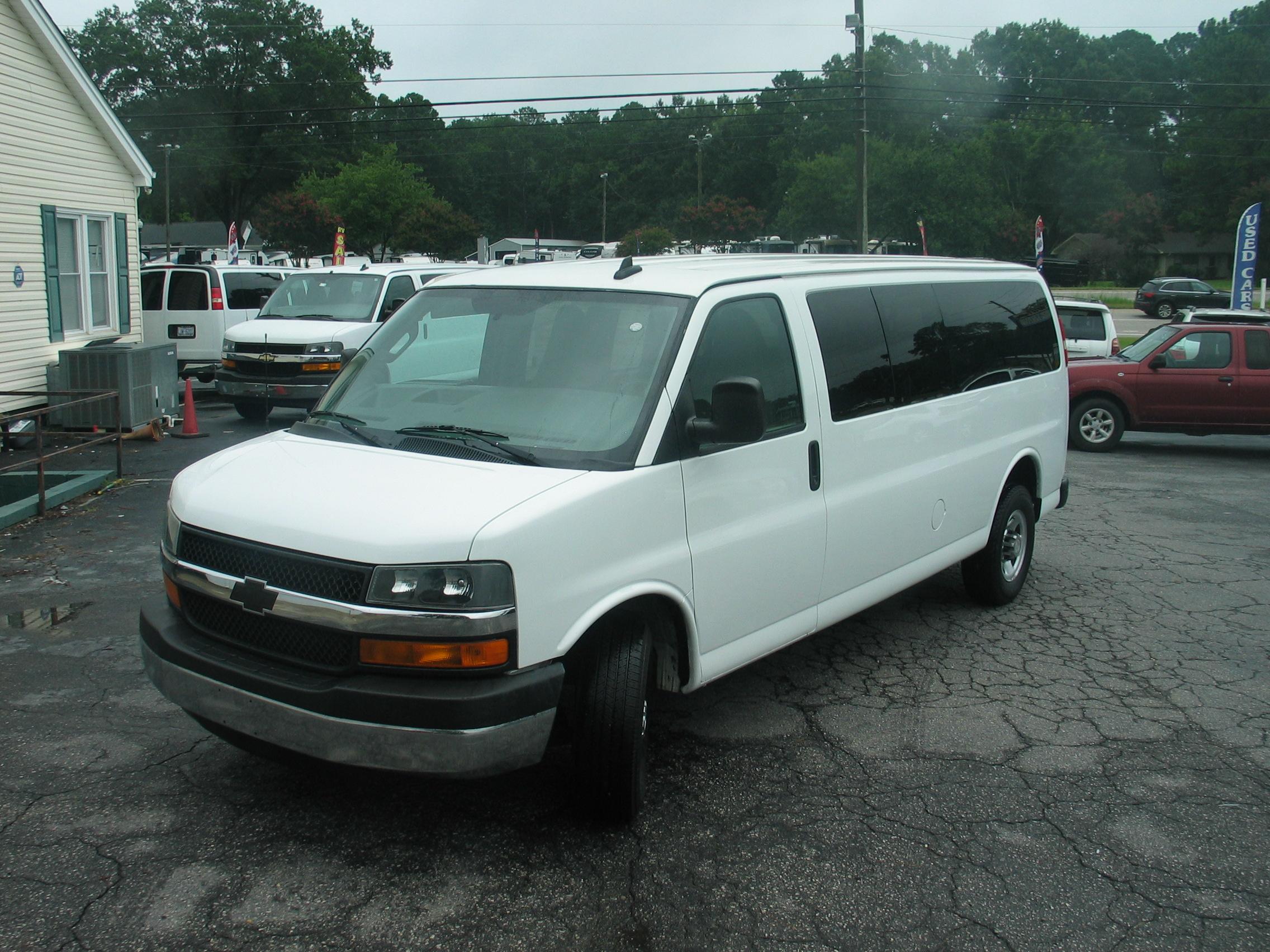 Chevrolet Express 2016 in 