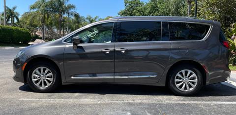 Chrysler Pacifica 2019