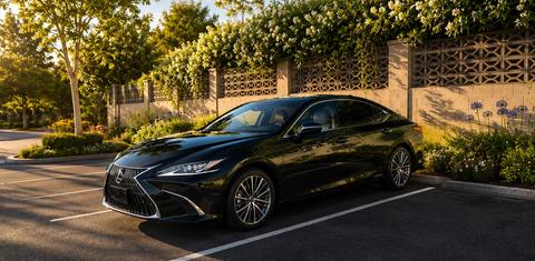 Lexus ES 2022