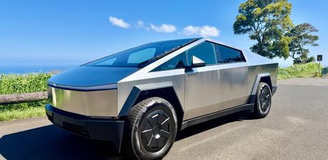 Tesla Cybertruck 2026