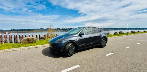 Tesla Model Y 2026