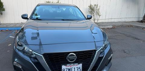 Nissan Altima 2020