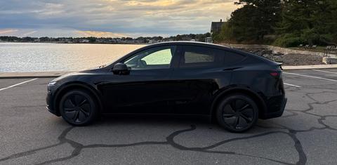 Tesla Model Y 2026